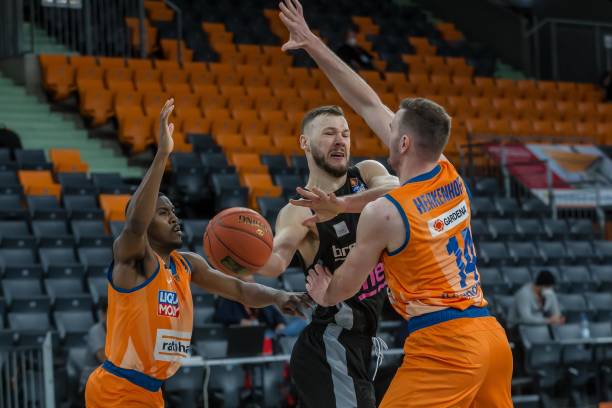 育还是生活 育还是生活